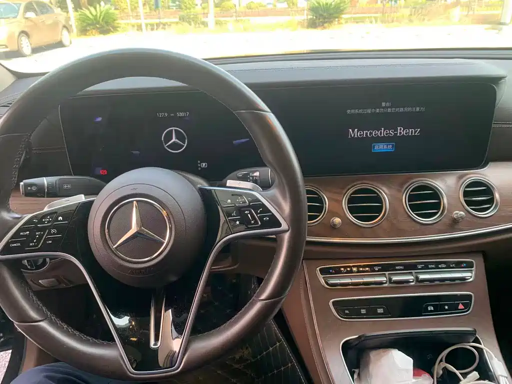 Mercedes-Benz E-Class 2022 E 260 L купить на сайте DeffCars