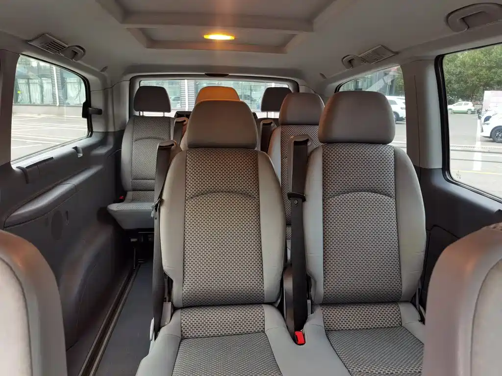 Vito 2011 2.5L Elite Edition купить на сайте DeffCars