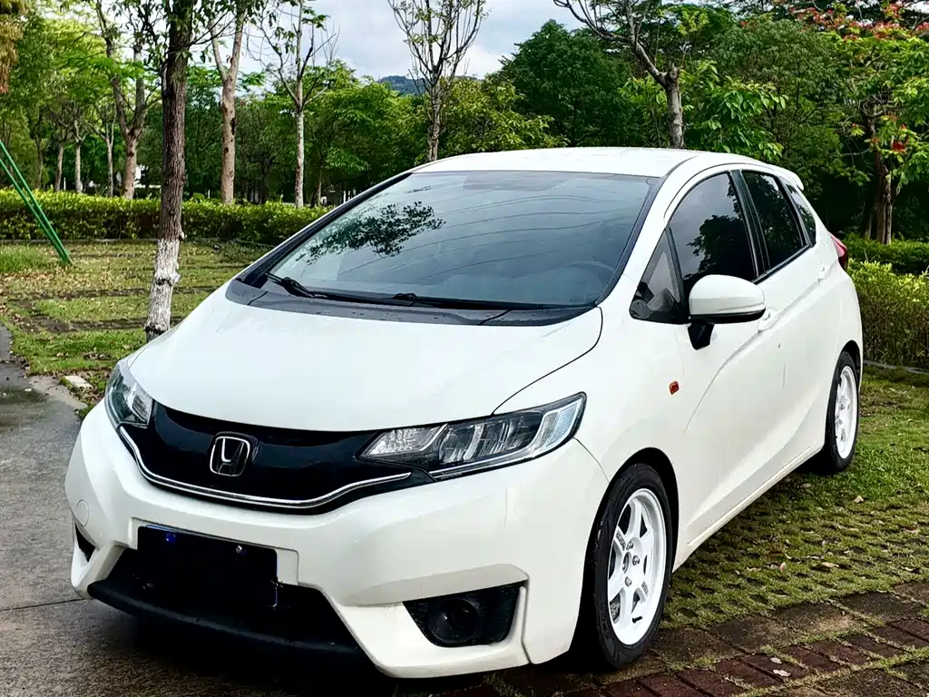 Fit 2018 1.5L manual comfort version купить на сайте DeffCars