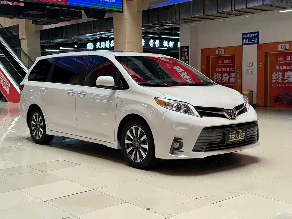 SIENNA 2015 3.5L 2WD LE купить на сайте DeffCars