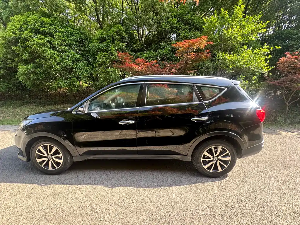 Fengguang 580 2018 1.5T CVT luxury model купить на сайте DeffCars