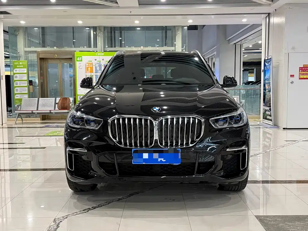 BMW X5 2022 facelift xDrive 40Li M sports package купить на сайте DeffCars