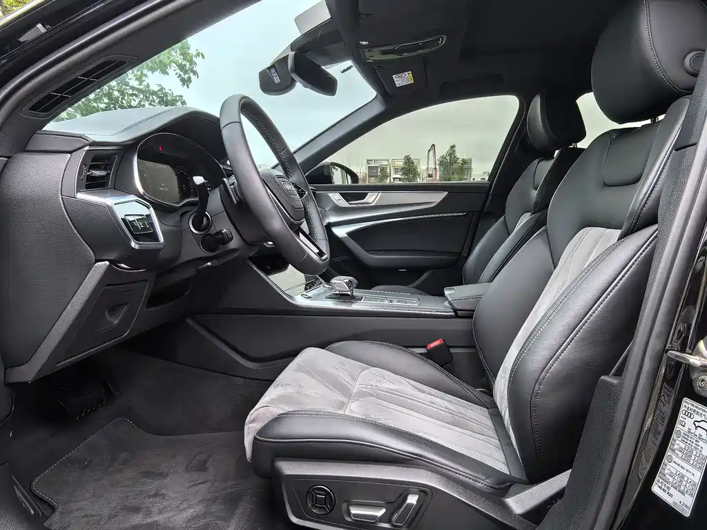 Audi A6L 2024 45 TFSI Premium Dynamic Model купить на сайте DeffCars