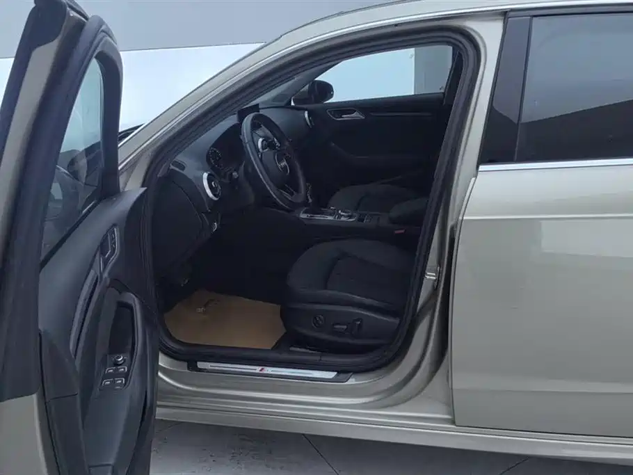 Audi A3 2018 30th anniversary model Sportback 35 TFSI fashionable model купить на сайте DeffCars