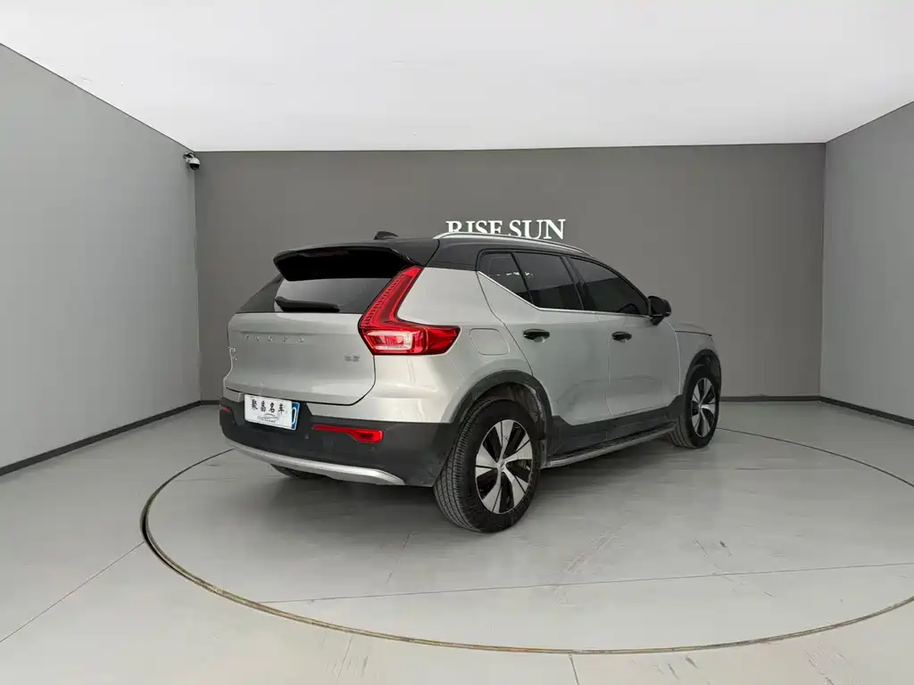 Volvo XC40 2023 B3 Zhiyuan Luxury Edition купить на сайте DeffCars