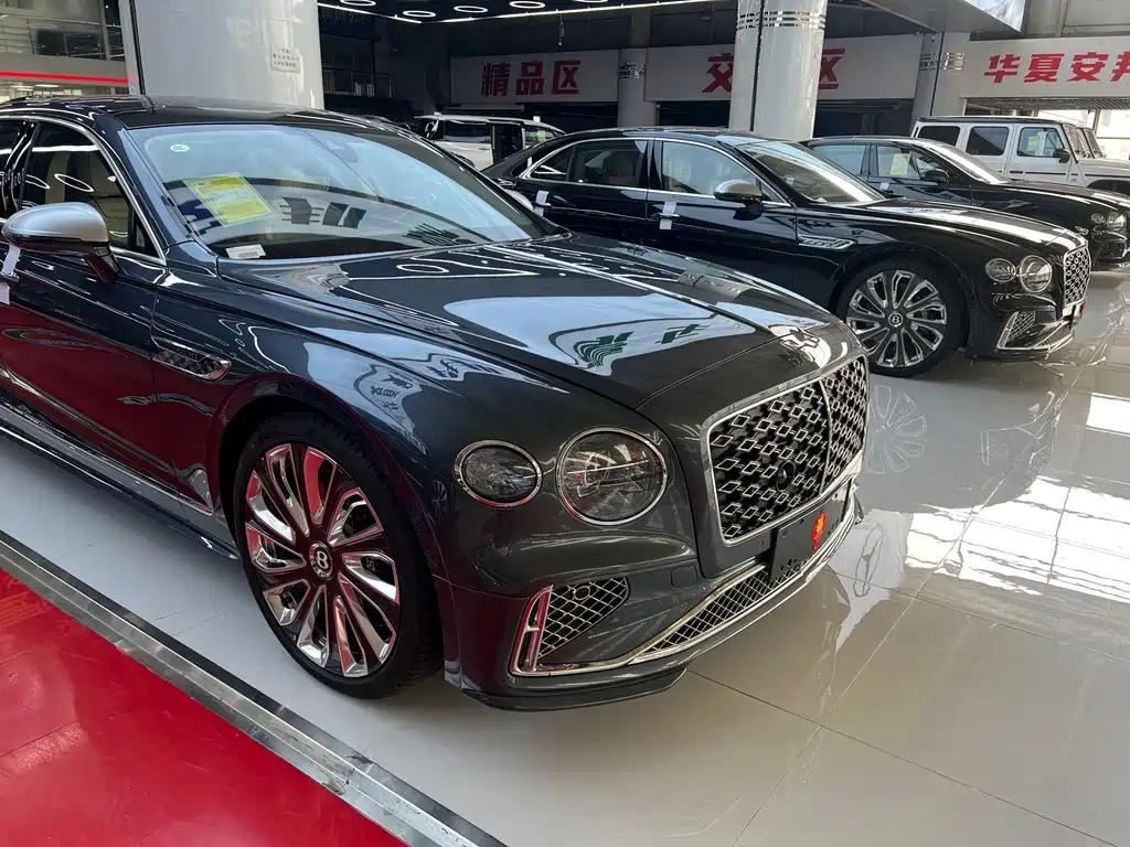 Flying Spur 2024 4.0T V8 Mulliner купить на сайте DeffCars