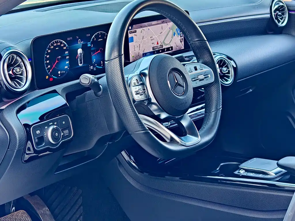 Mercedes-Benz A-Class 2022 A 200 L Sports Sedan Fashionable купить на сайте DeffCars