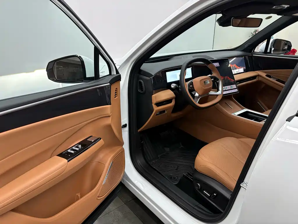 Galaxy L7 2025 EM-i 115km Discovery+ Edition купить на сайте DeffCars