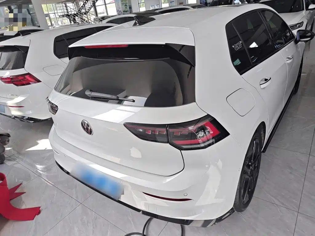 Golf 2025 facelift 2 300TSI R-Line купить на сайте DeffCars