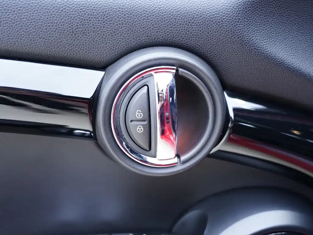 MINI 2019 2.0T COOPER S Racing Driver Five-Door Edition купить на сайте DeffCars