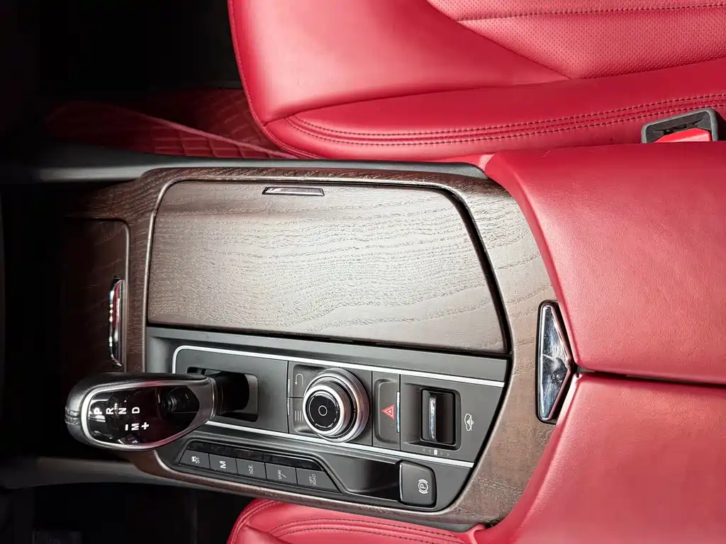 Levante 2016 3.0T standard model купить на сайте DeffCars