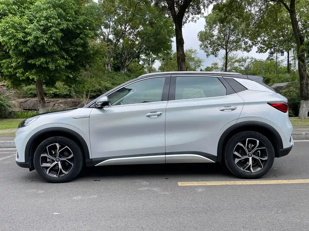 Yuan PLUS 2022 model 430KM premium model купить на сайте DeffCars