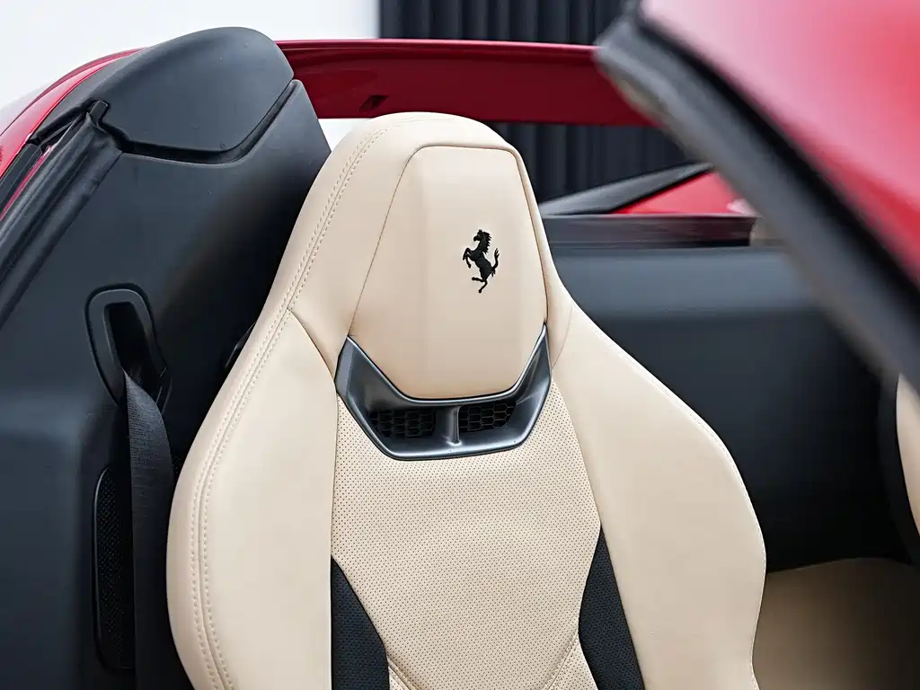 Ferrari 296 2022 3.0T V6 GTS купить на сайте DeffCars