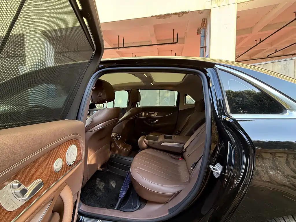 Mercedes-Benz E-Class 2023 E 300 L Luxury Model купить на сайте DeffCars