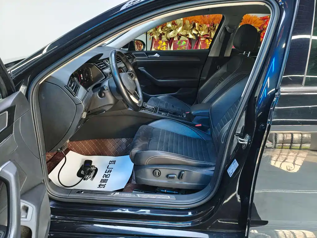 Magotan 2020 330TSI DSG Premium Type купить на сайте DeffCars