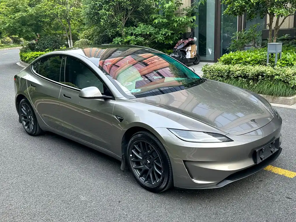 Model 3 2023 rear-wheel drive version купить на сайте DeffCars