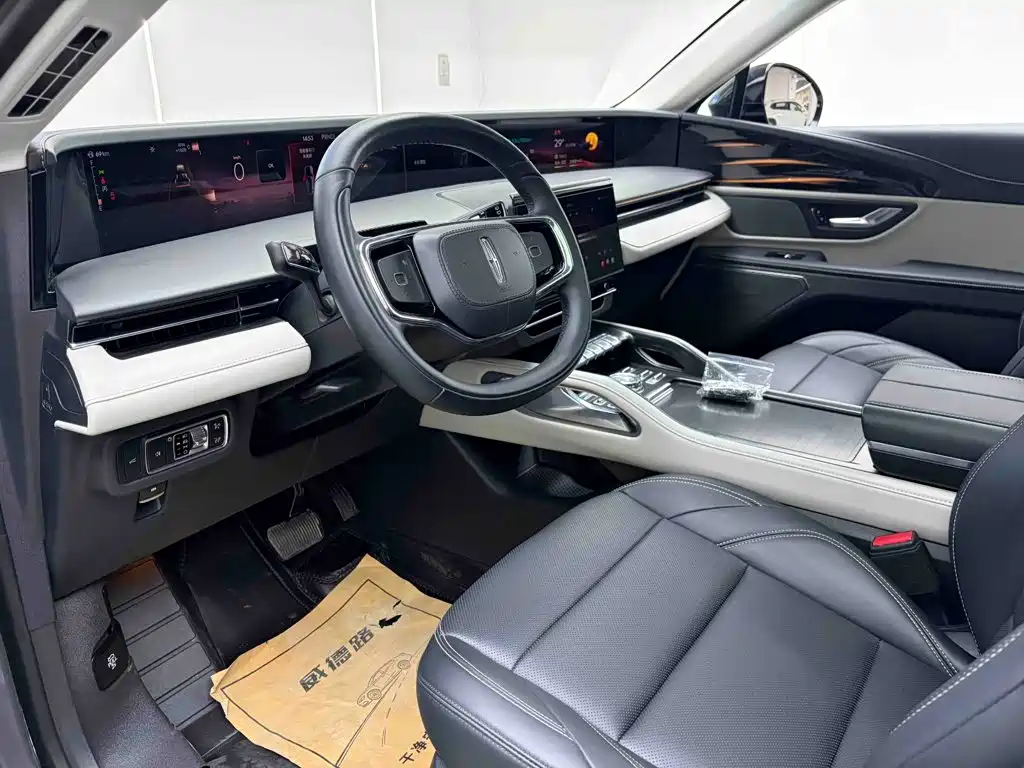 Voyager 2023 2.0T four-wheel drive exclusive edition купить на сайте DeffCars