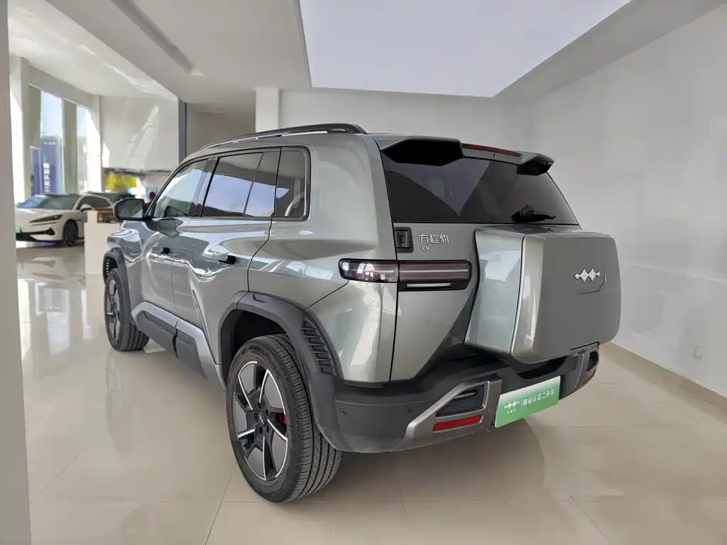 Titanium 3 2025 501KM four-wheel drive Ultra version купить на сайте DeffCars
