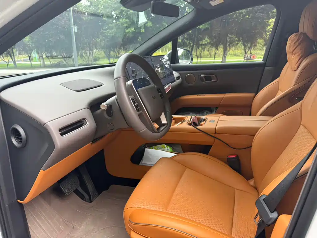 Ideal i6 2025 two-wheel drive standard version купить на сайте DeffCars