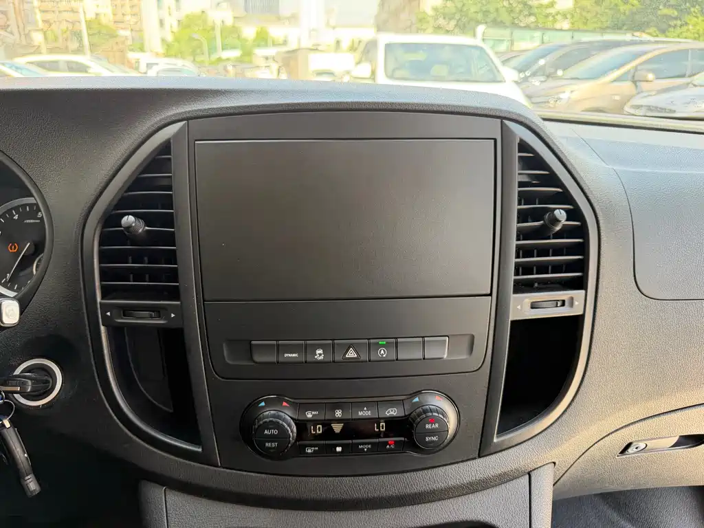 Vito 2020 2.0T Elite Edition 9 seats купить на сайте DeffCars