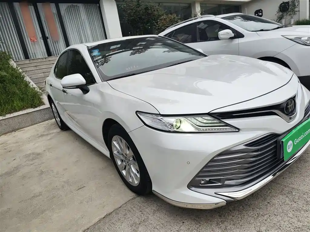 Camry 2019 facelift 2.0G Deluxe Edition купить на сайте DeffCars