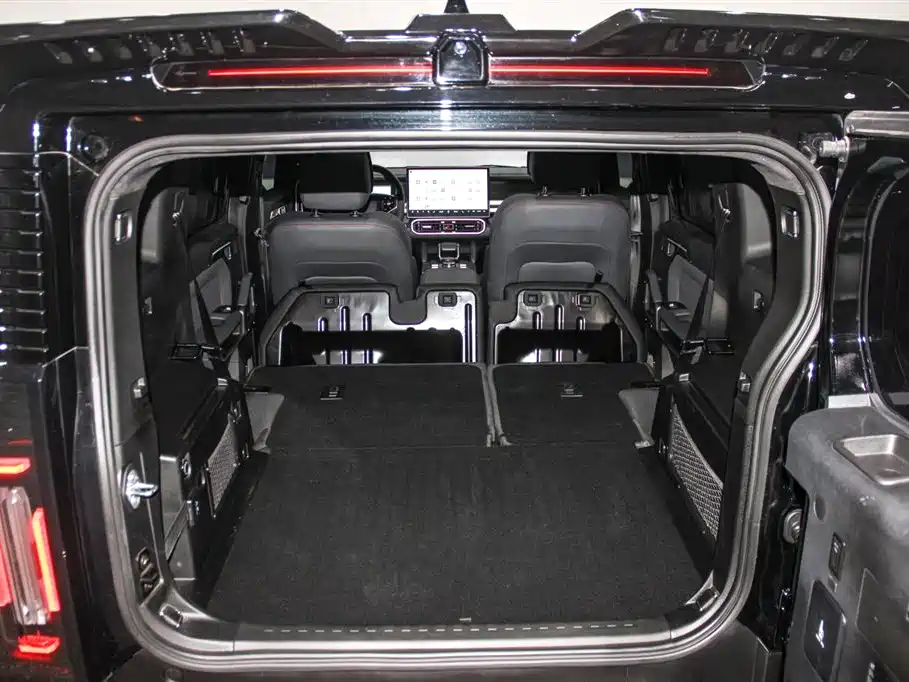 Jietu Traveler 2023 2.0T four-wheel drive crossover PRO+ купить на сайте DeffCars