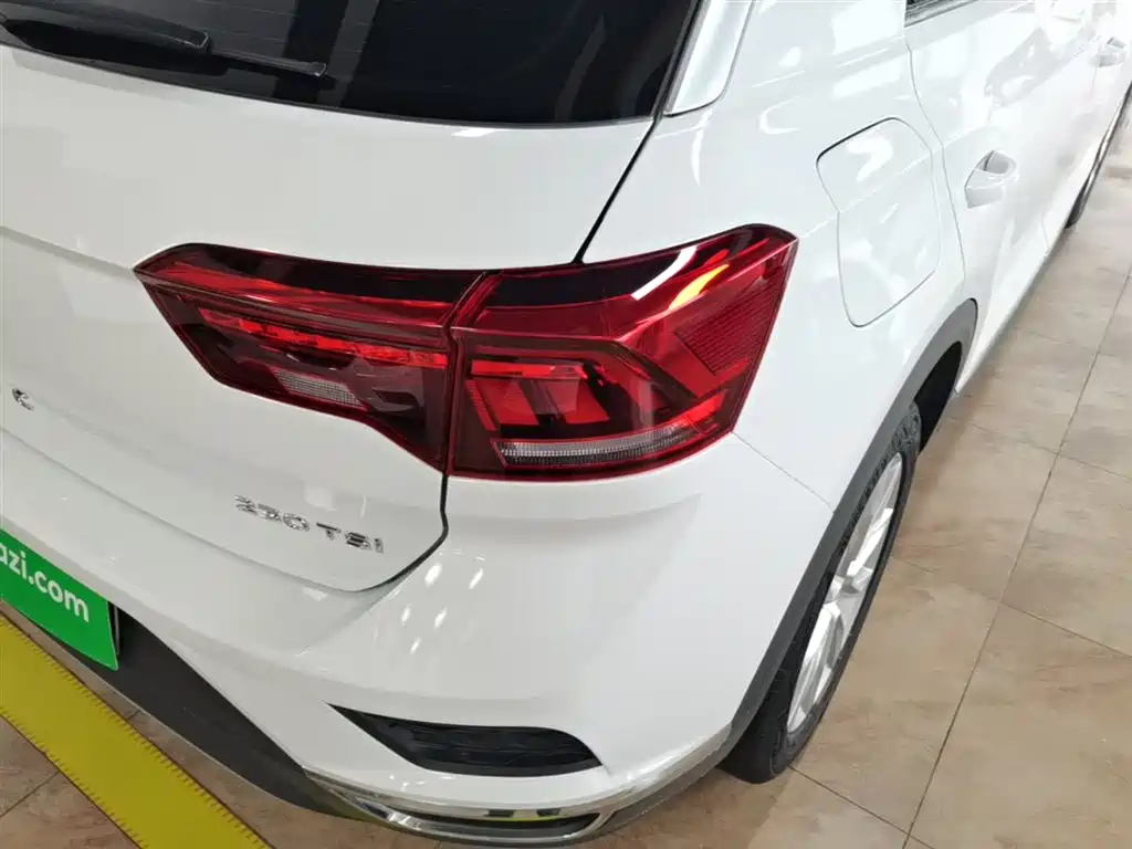 T-ROC 2020 230TSI DSG two-wheel drive aggressive model купить на сайте DeffCars