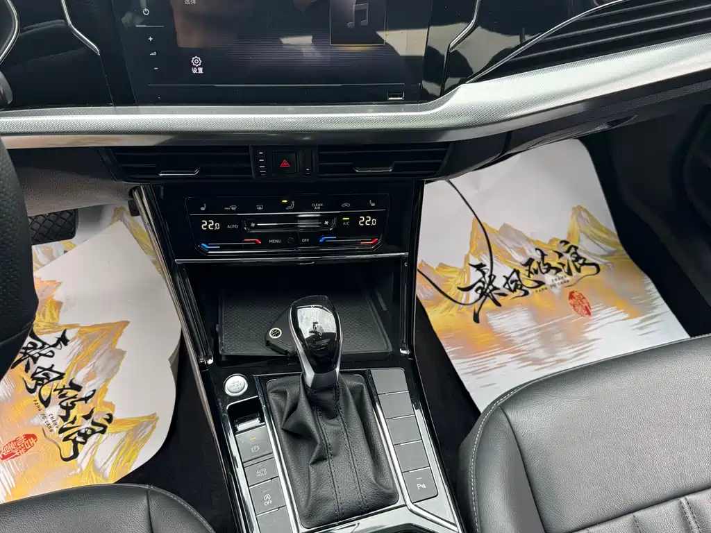 Passat 2023 330TSI Starry Sky Elite Edition купить на сайте DeffCars