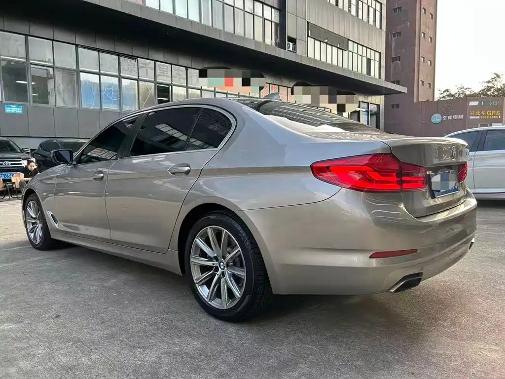 BMW 5 Series 2018 528Li Special Edition launched купить на сайте DeffCars