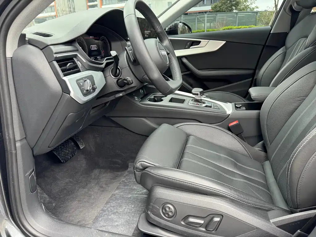 Audi A4L 2023 40 TFSI luxury and dynamic model купить на сайте DeffCars