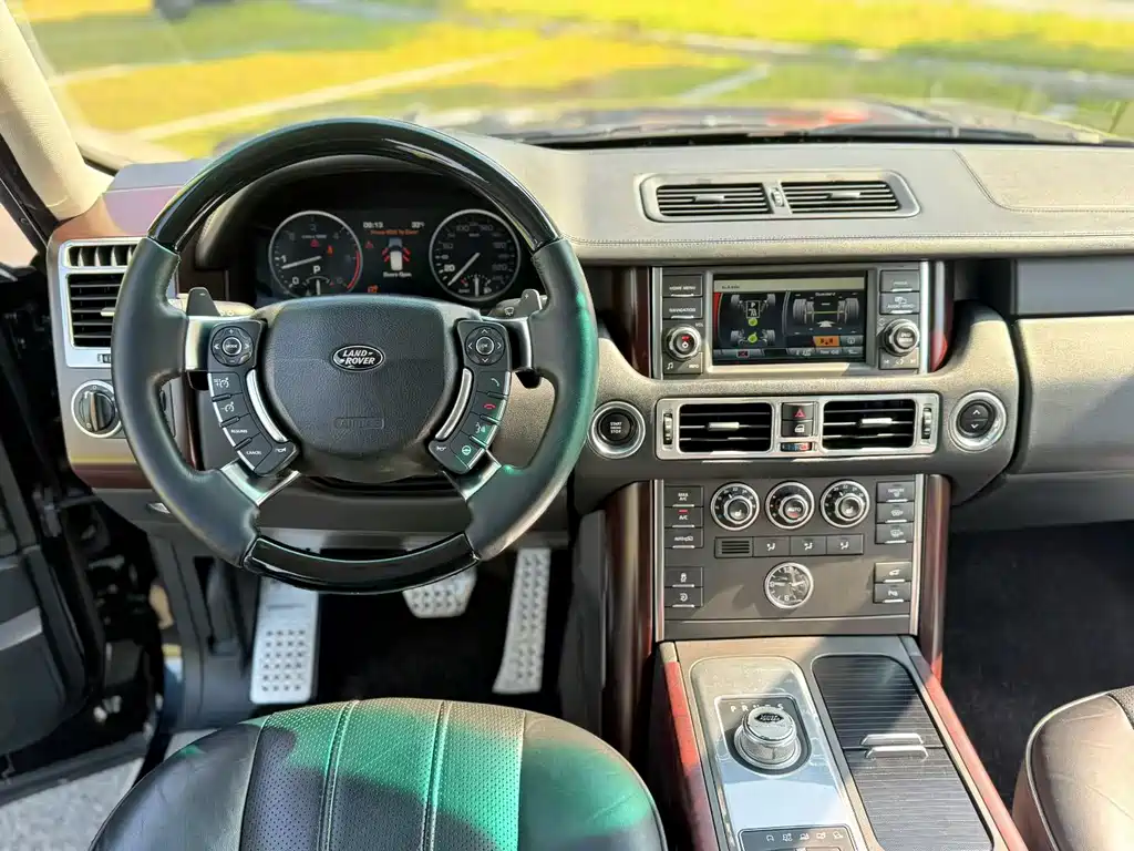Range Rover 2012 4.4 TDV8 купить на сайте DeffCars