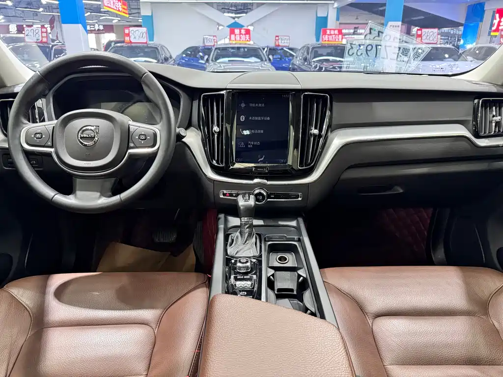 Volvo XC60 2019 T5 Four-wheel Drive Smart Edition National V купить на сайте DeffCars