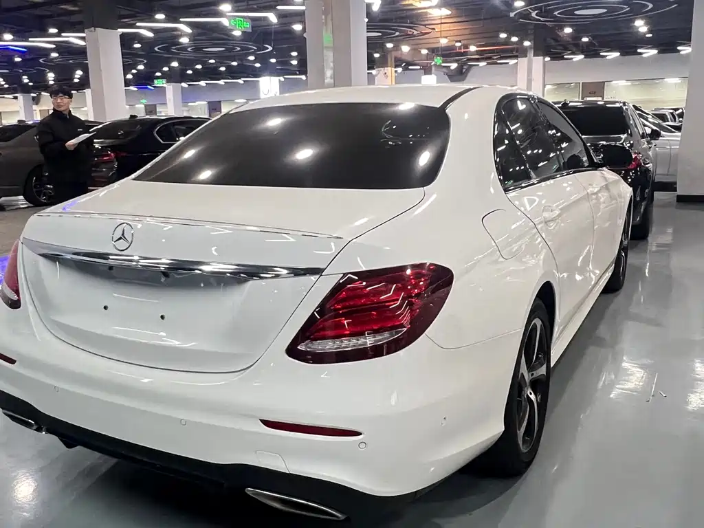 Mercedes-Benz E-Class 2018 E 200 Sports купить на сайте DeffCars