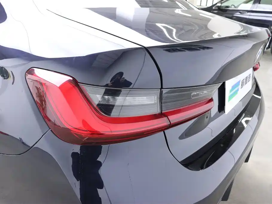 BMW 3 Series 2024 325Li M Sports Package купить на сайте DeffCars