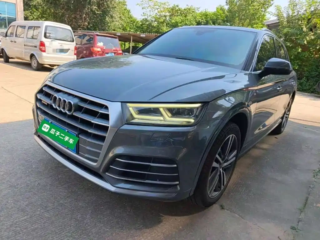 Audi Q5L 2020 facelift 40 TFSI enjoys fashionable style купить на сайте DeffCars