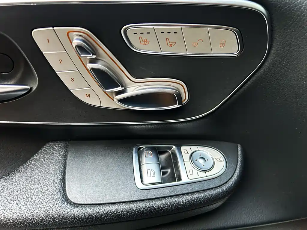 Mercedes-Benz V-Class 2021 V 260 Pilot Edition купить на сайте DeffCars