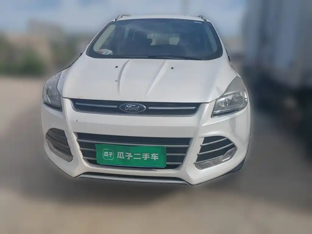 Escape 2015 1.5L GTDi two-wheel drive comfort model купить на сайте DeffCars