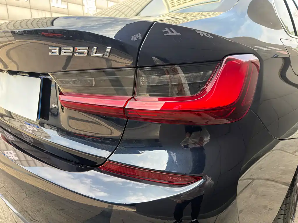 BMW 3 Series 2022 325Li M Sports Package купить на сайте DeffCars