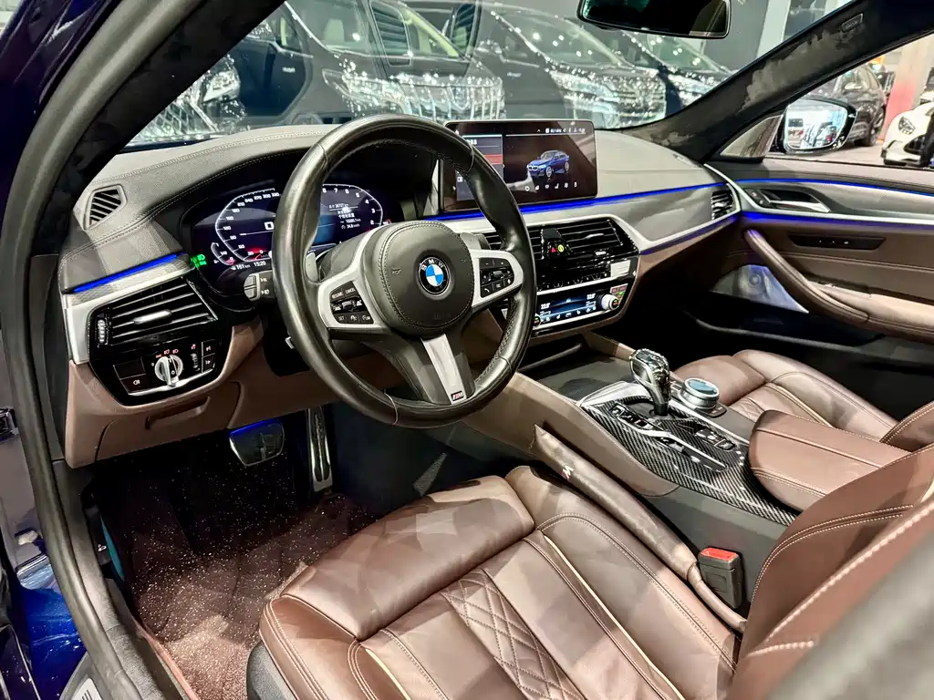 BMW 5 Series Imported 2021 Facelift 540i Fashion Edition M Sports Package купить на сайте DeffCars