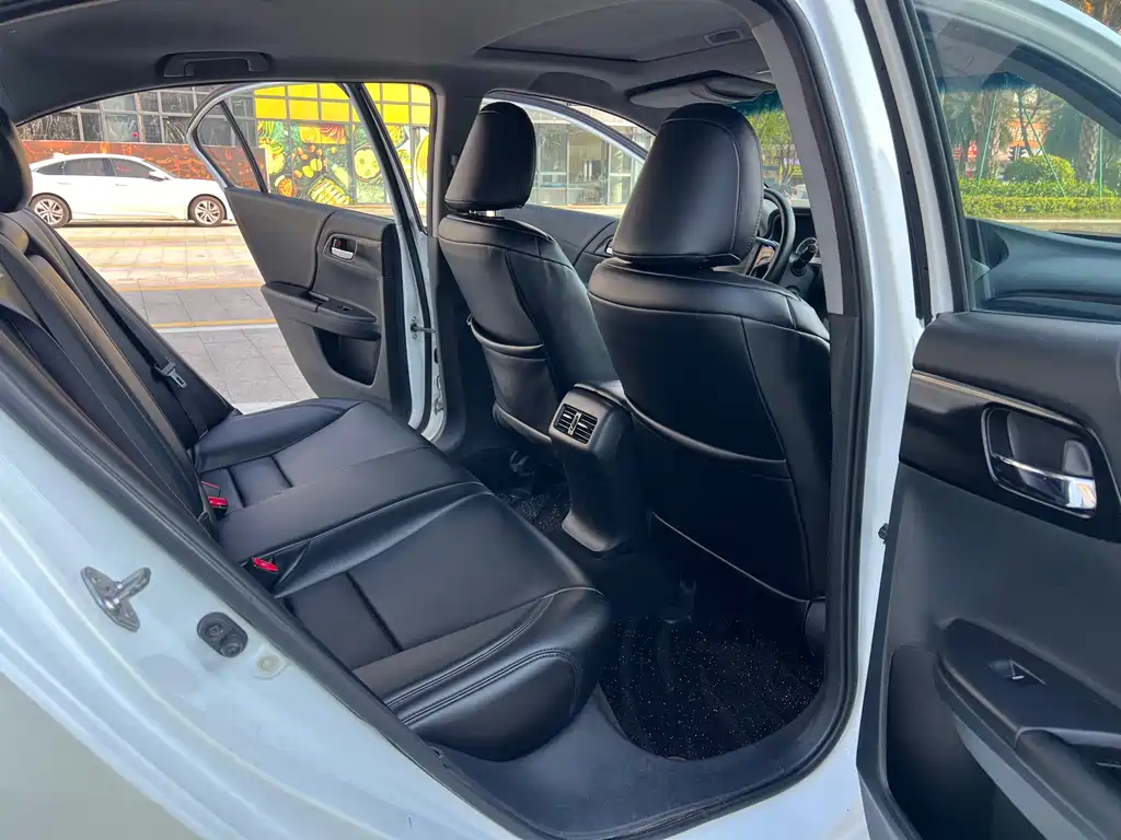 Accord 2016 2.0L Elite Edition купить на сайте DeffCars