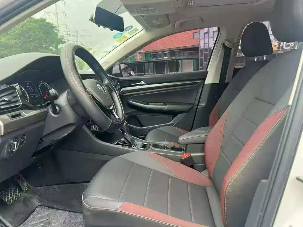 Bora 2019 facelift 1.5L automatic comfort model National V купить на сайте DeffCars