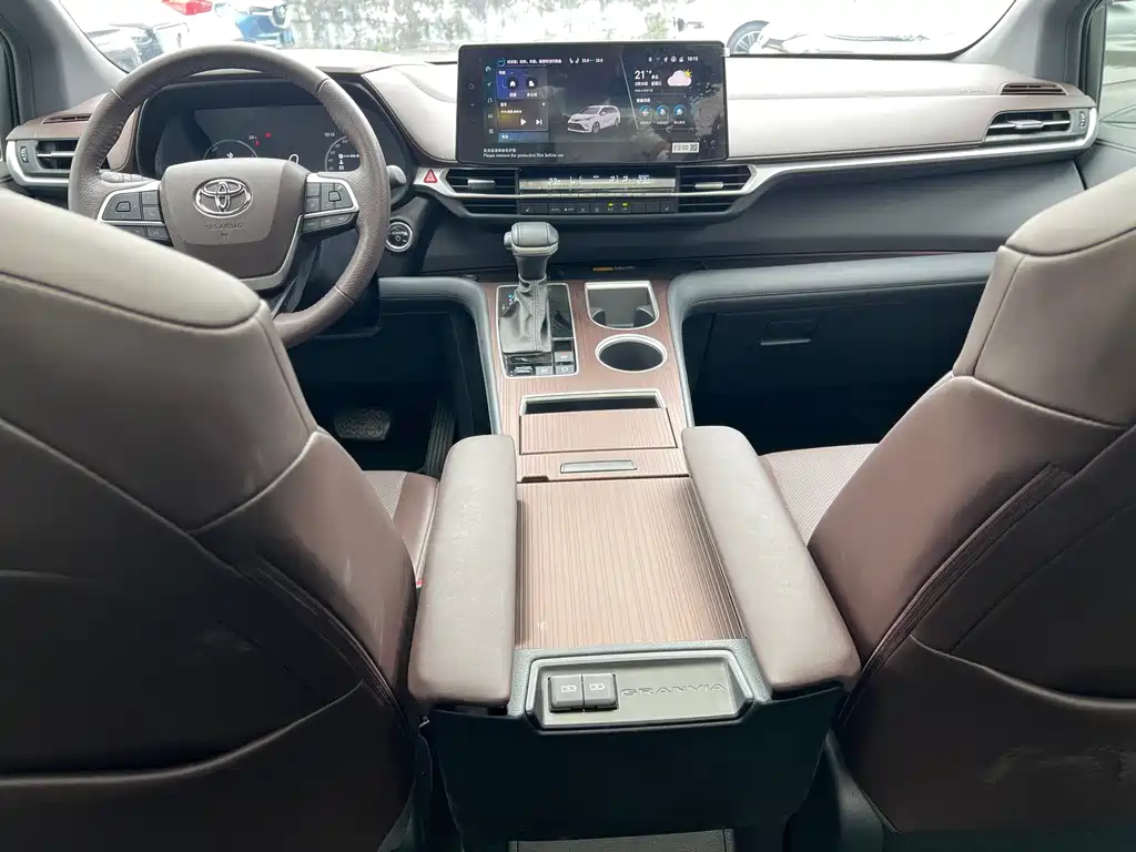 Grevia 2024 2.5L hybrid premium PLUS four-wheel drive version купить на сайте DeffCars
