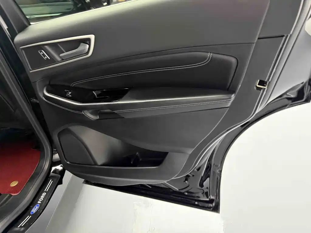 Ruijie 2021 PLUS EcoBoost 245 2WD Platinum 5-seater купить на сайте DeffCars
