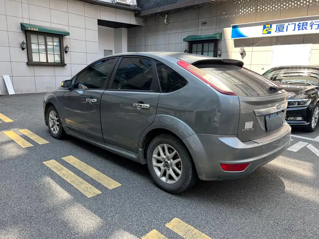 Focus 2009 hatchback 1.8L automatic fashion model купить на сайте DeffCars