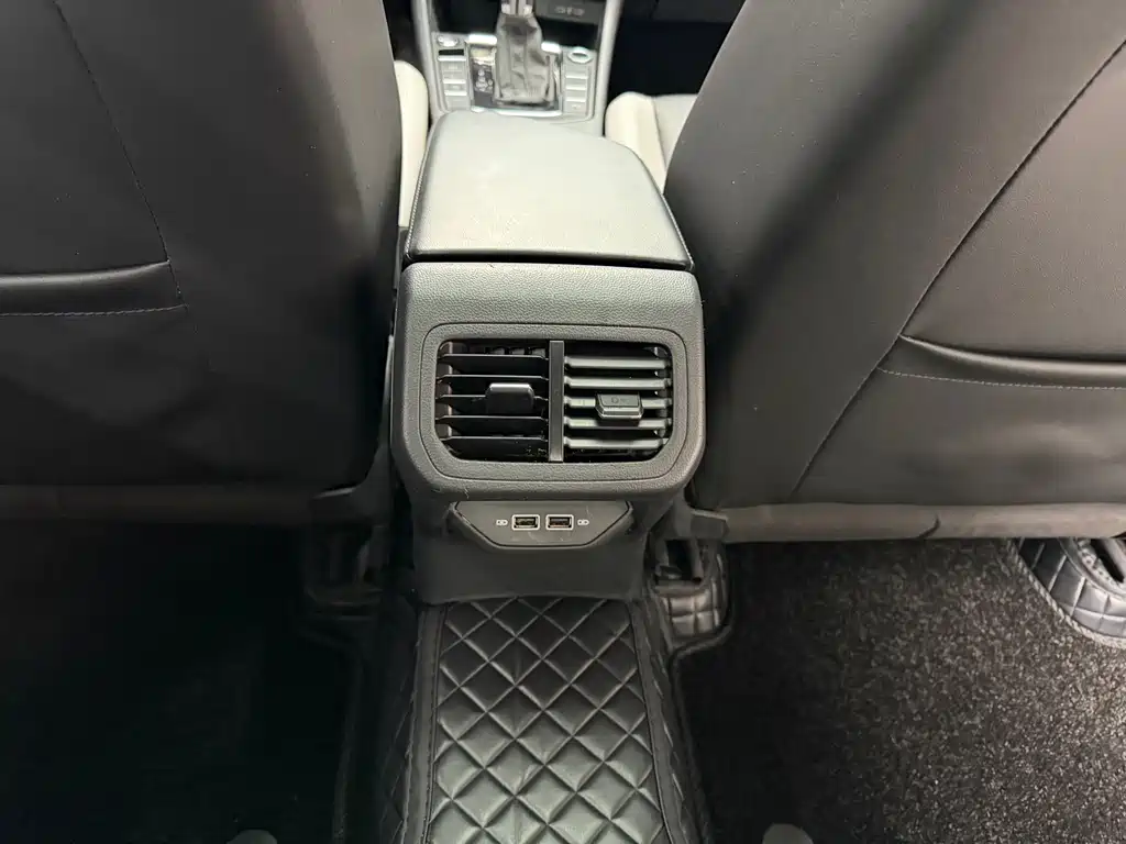 Bora 2023 300TSI DSG Premium Edition купить на сайте DeffCars
