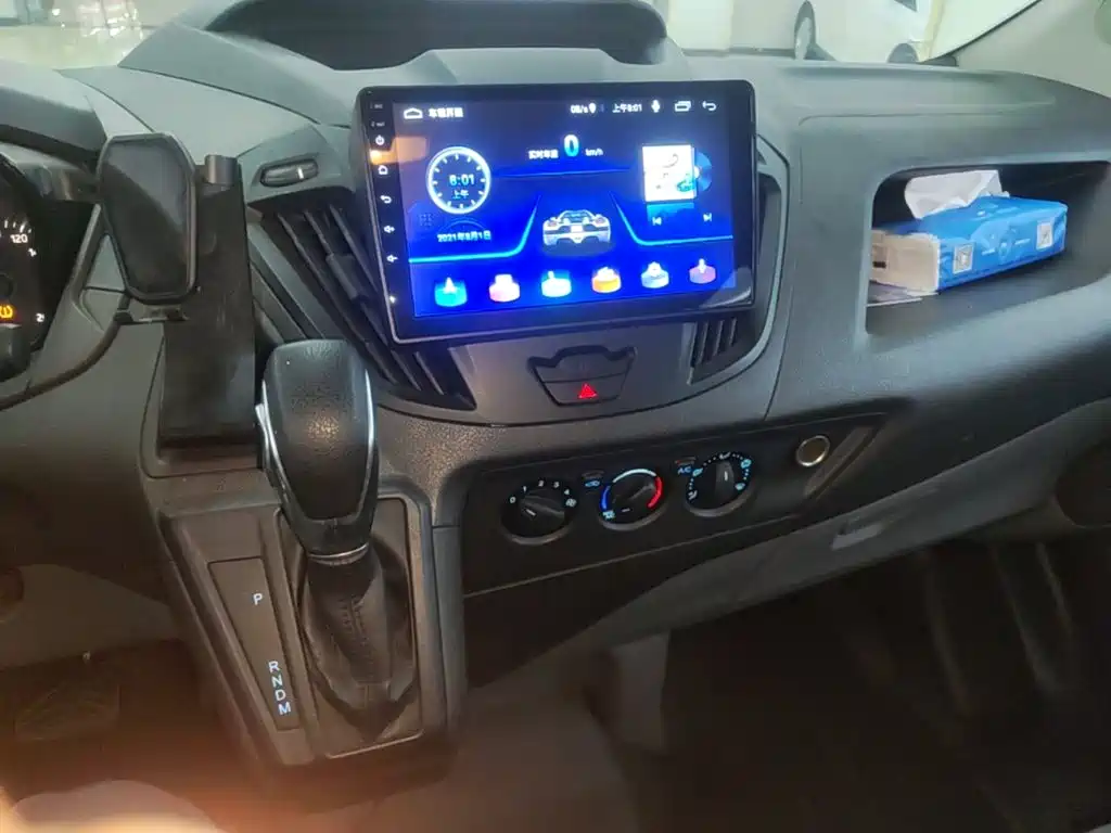 Transit 2019 2.0T Gasoline Automatic Multipurpose Commercial Vehicle Short Axle Low Top 6 Seater Country VI купить на сайте DeffCars