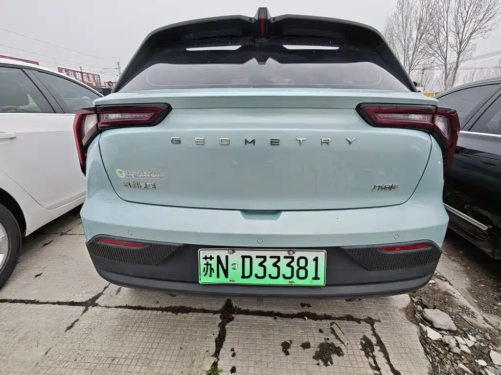 Geely Geometry E Firefly 2023 model 401KM Thunder Tiger 5 seats купить на сайте DeffCars