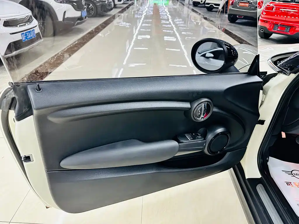 MINI 2016 1.5T COOPER купить на сайте DeffCars