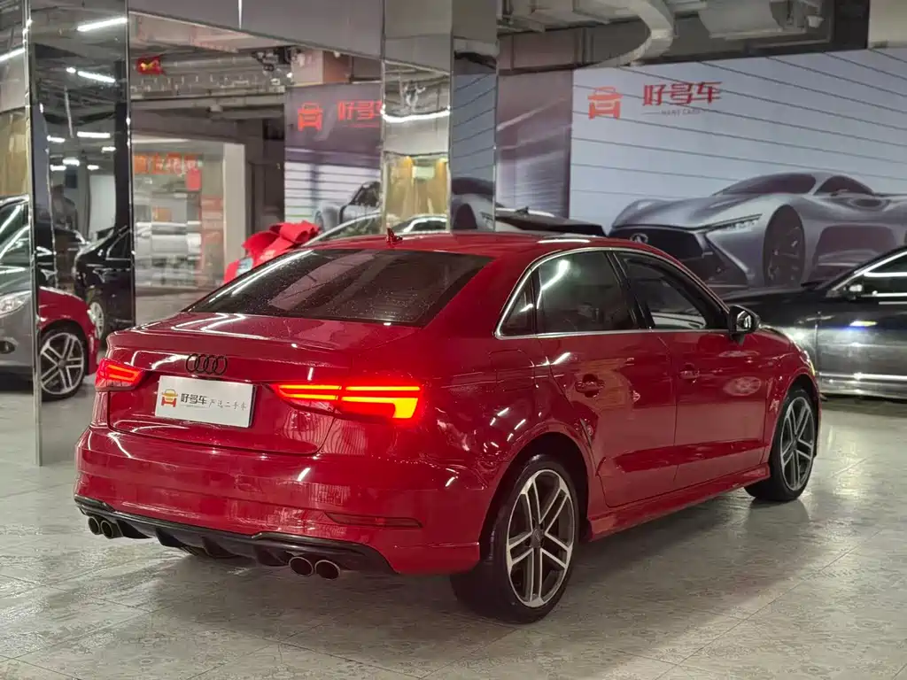 Audi A3 2017 Limousine 35 TFSI Sports купить на сайте DeffCars