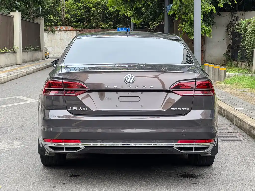 Huiang 2018 facelift 380TSI two-wheel drive business version купить на сайте DeffCars